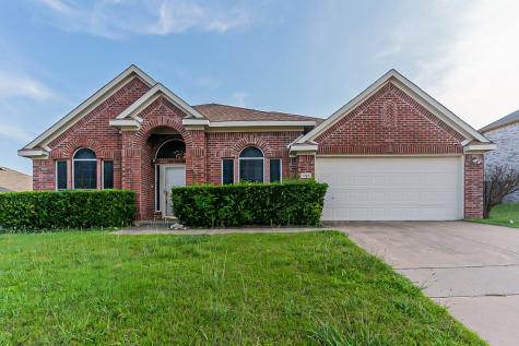 1066 Streamside Drive Cedar Hill TX 75104