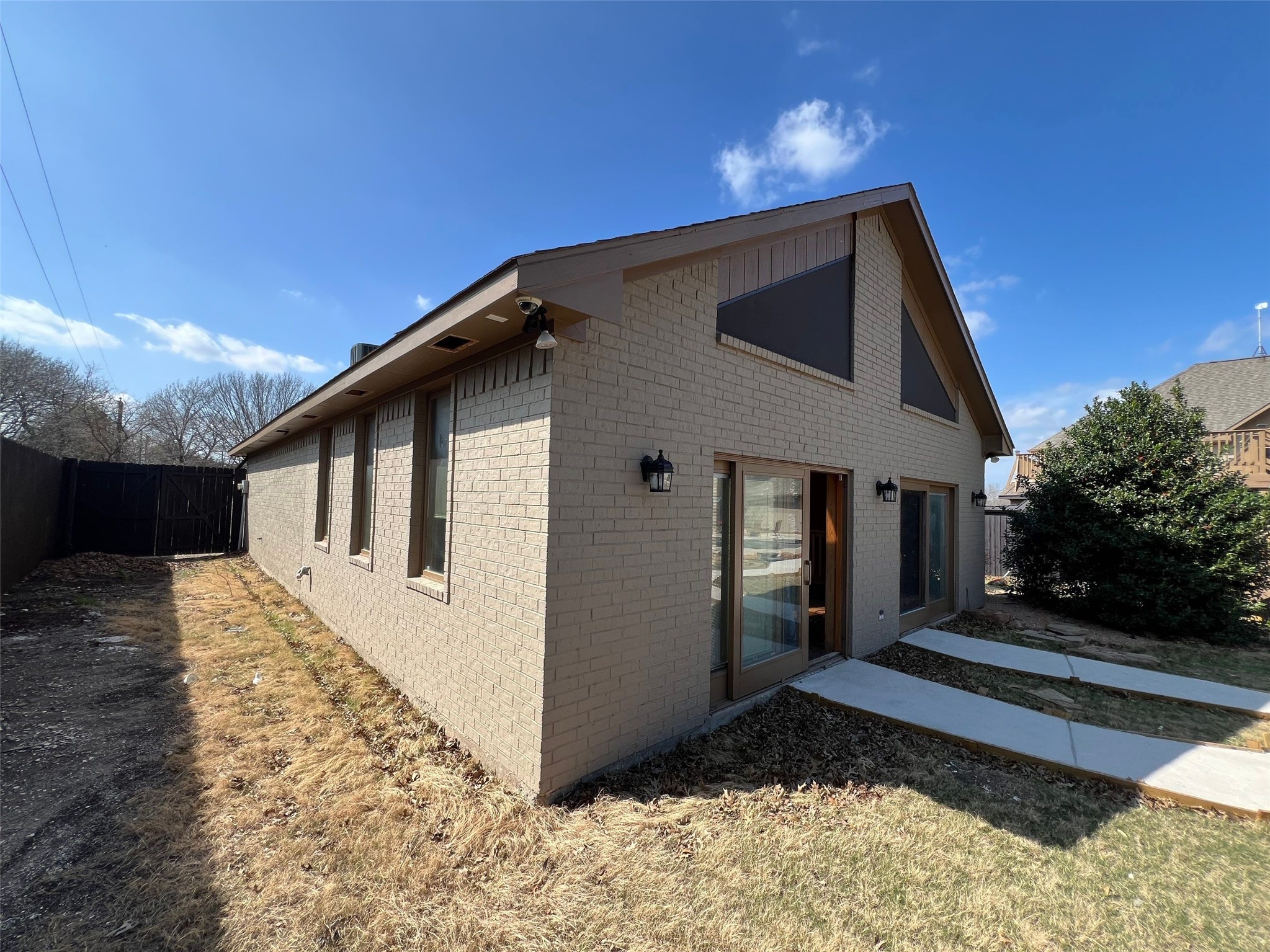 5890 Montgomery Road Midlothian TX 76065