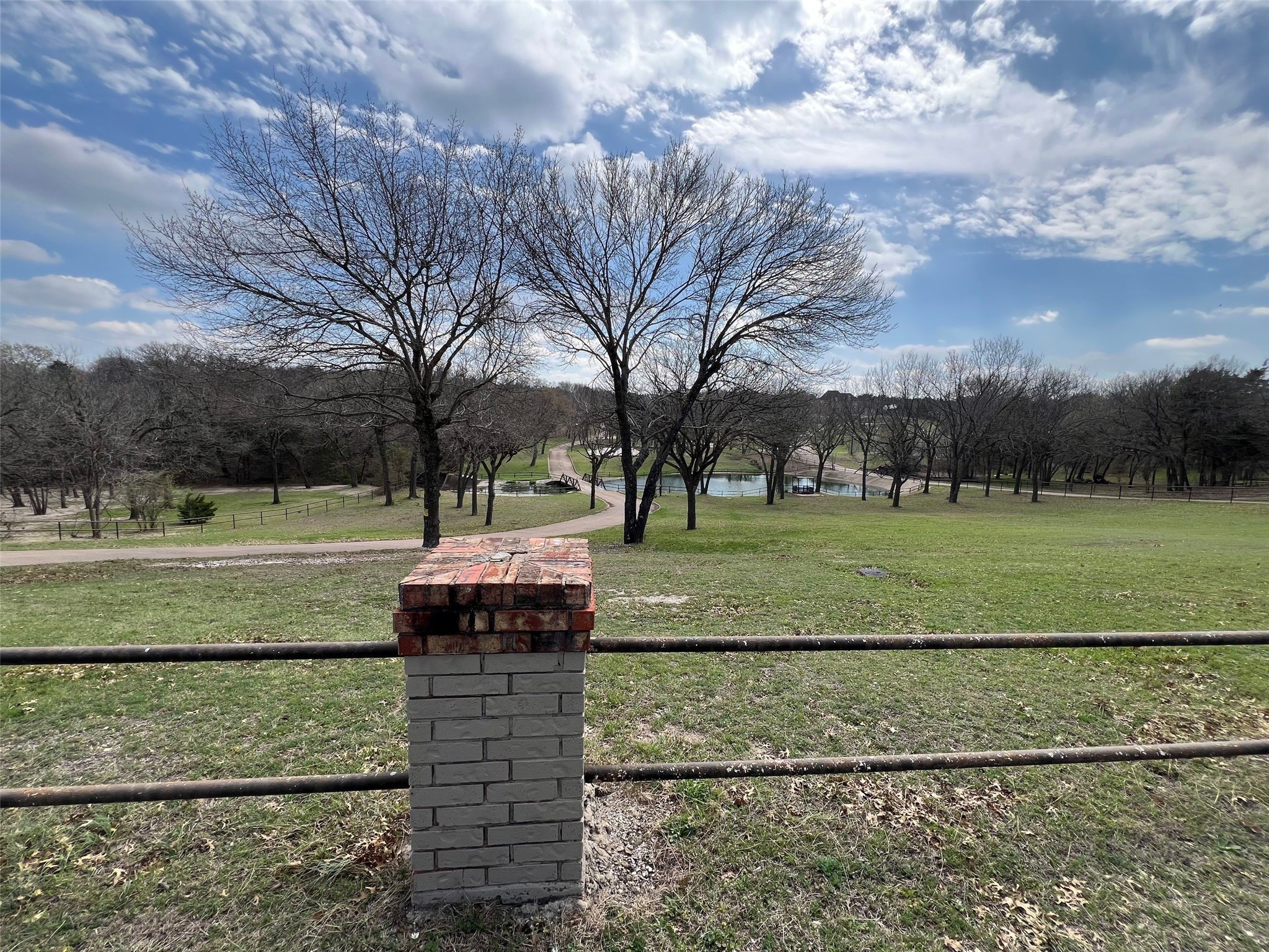 5890 Montgomery Road Midlothian TX 76065
