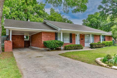 215 E Tennie Street Gainesville TX 76240