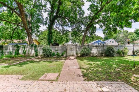 215 E Tennie Street Gainesville TX 76240