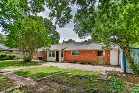 215 E Tennie Street Gainesville TX 76240