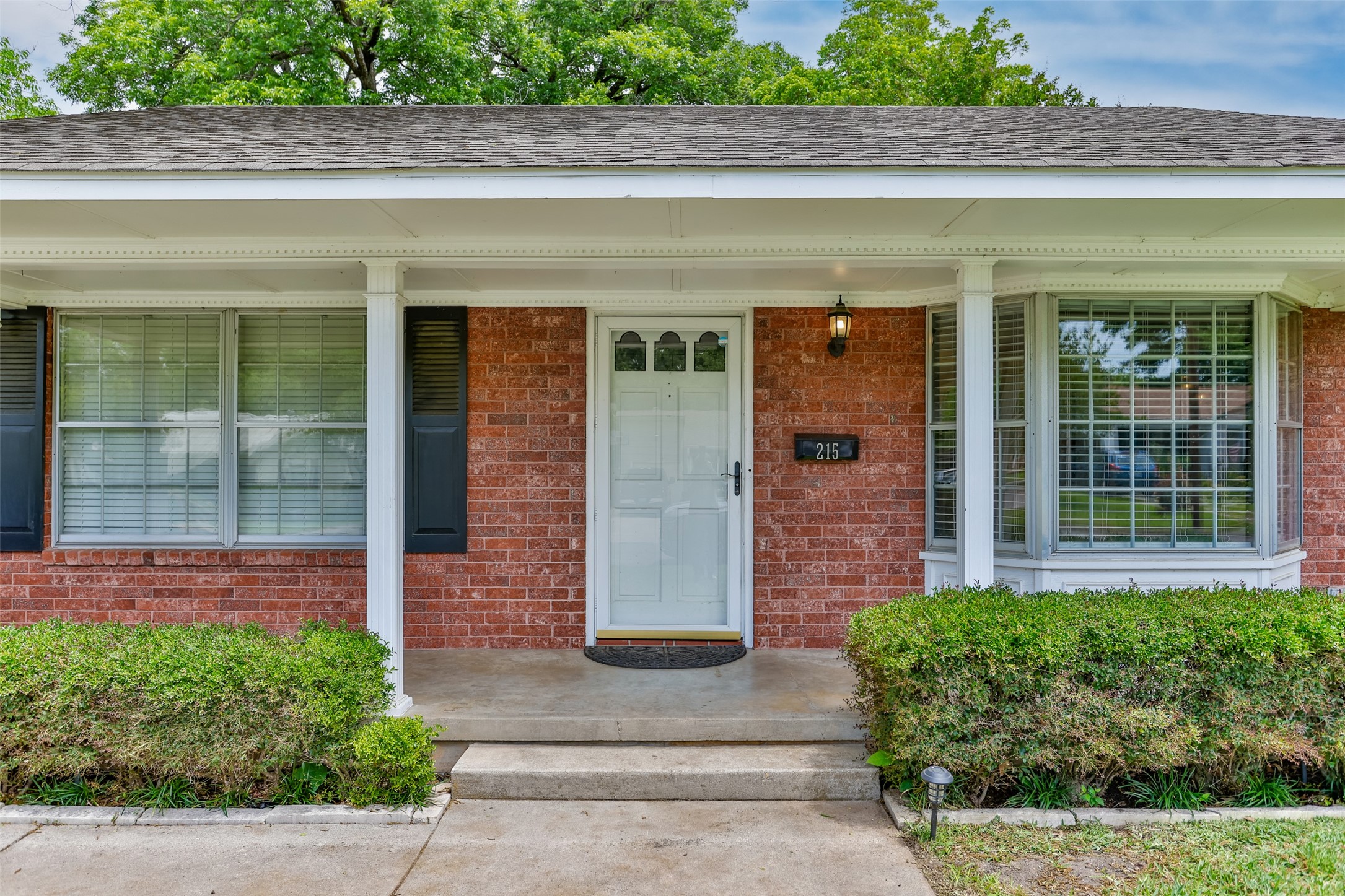 215 E Tennie Street Gainesville TX 76240
