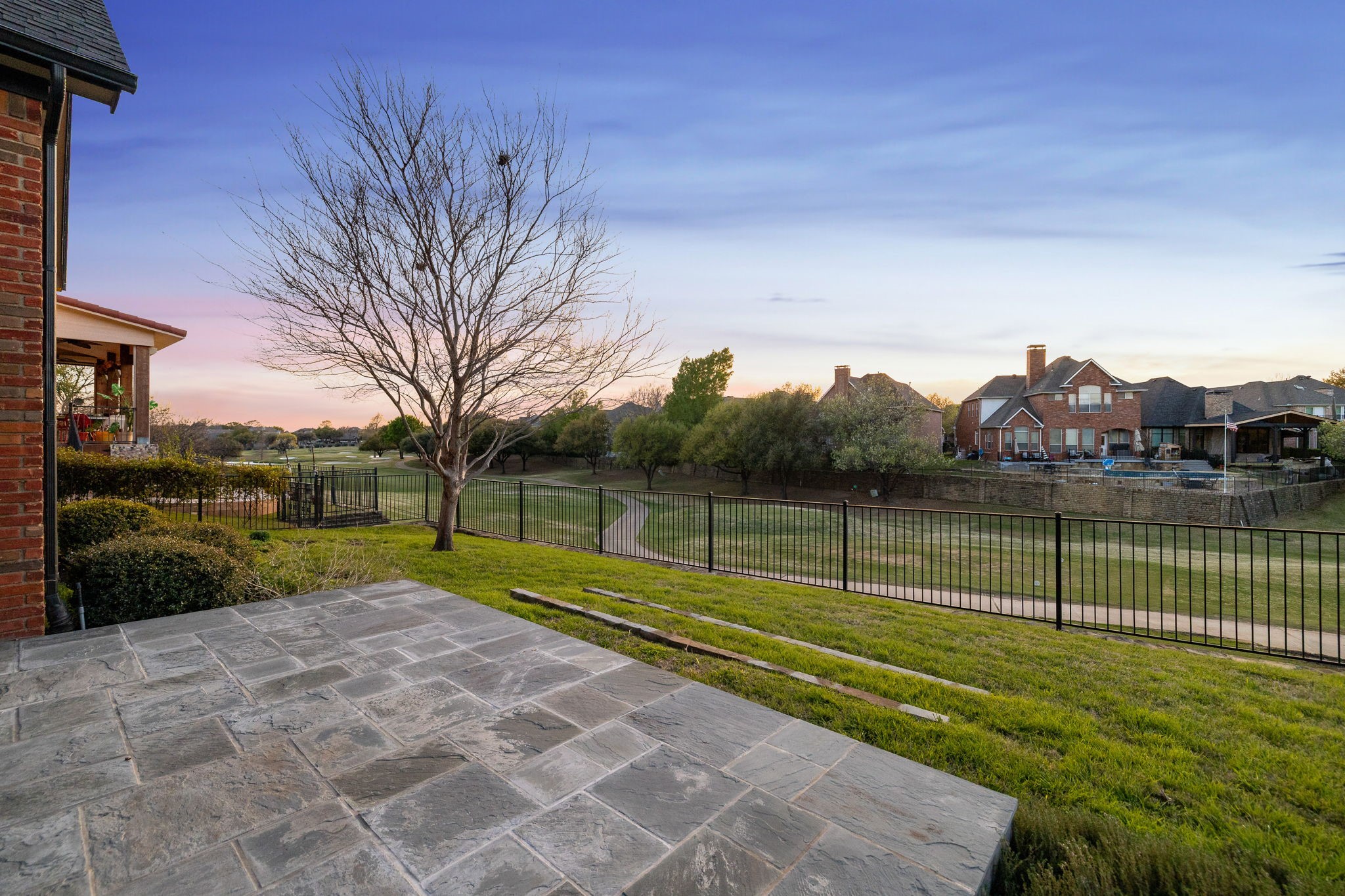 2636 Brookside Drive Irving TX 75063