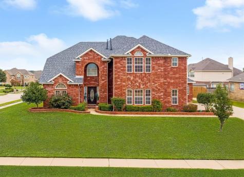901 Roanoke Court Kennedale TX 76060