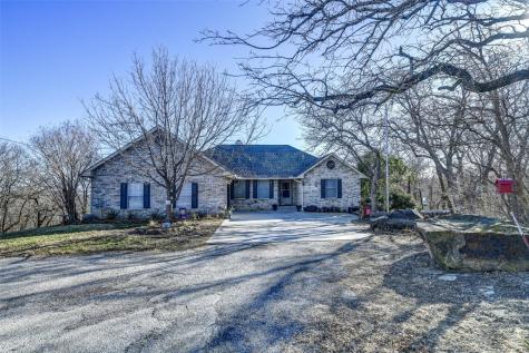 357 Kellys Circle Runaway Bay TX 76426