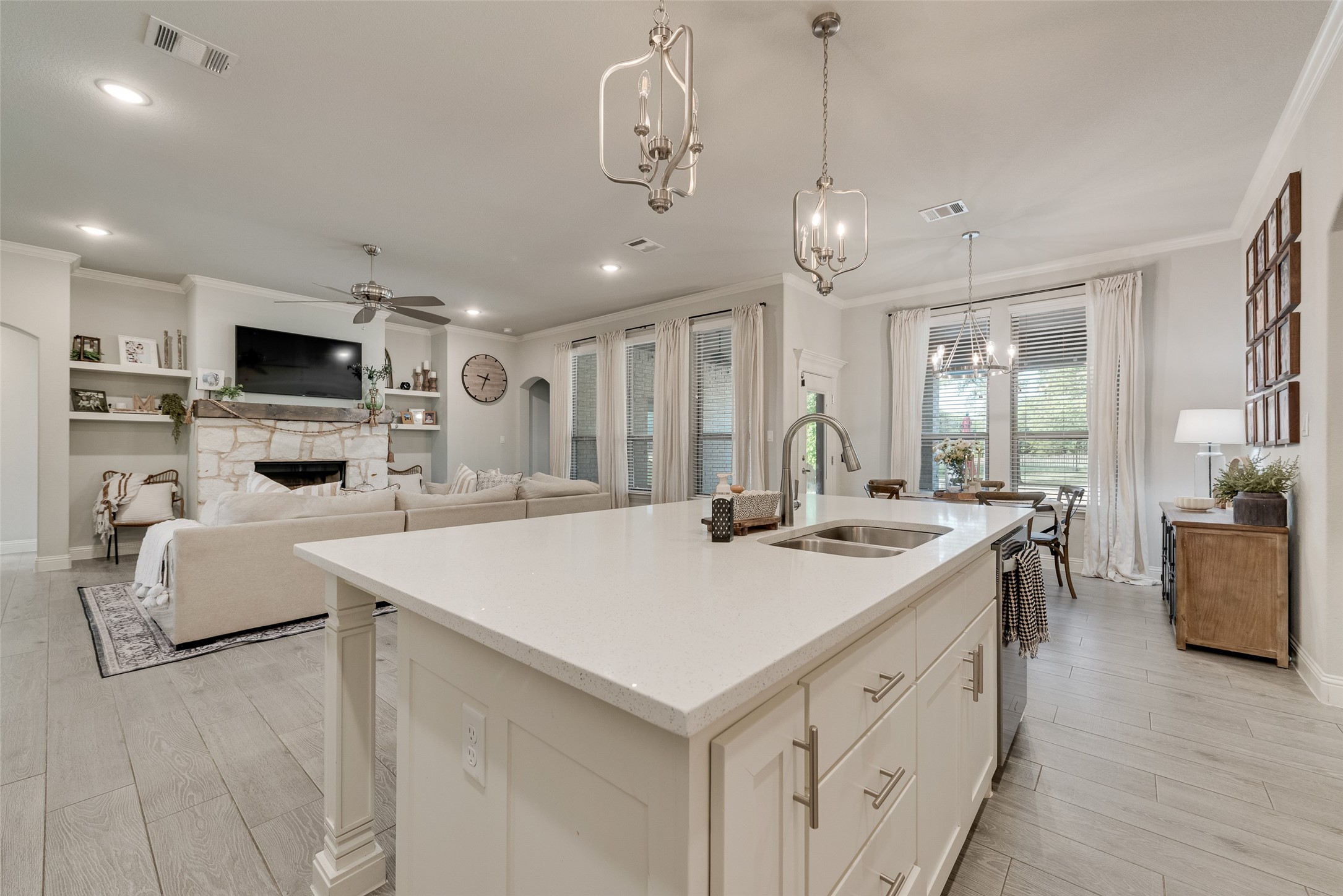 101 Oxford Court Weatherford TX 76088