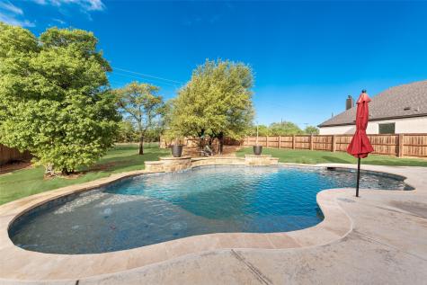 101 Oxford Court Weatherford TX 76088