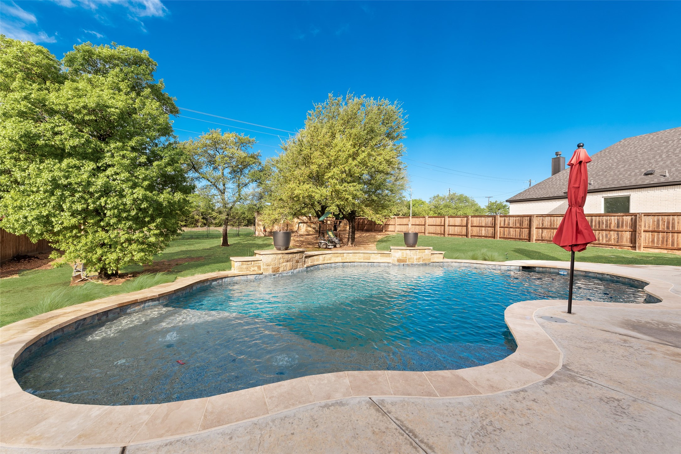 101 Oxford Court Weatherford TX 76088