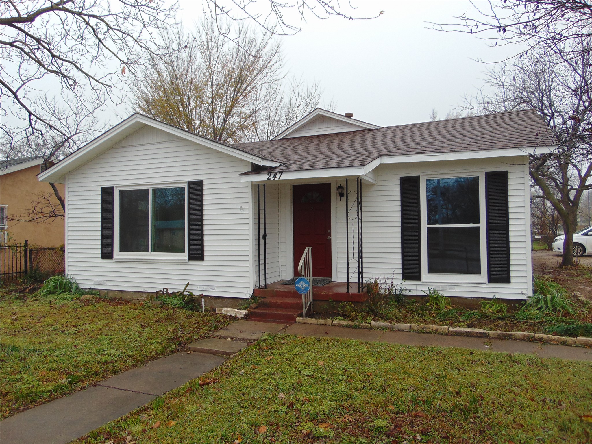 247 N Masters Drive Dallas TX 75217