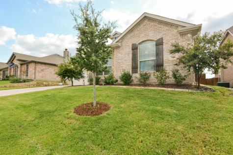 708 Dripping Springs Lane Cleburne TX 76033