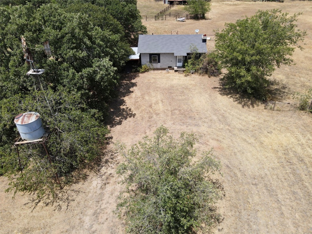 1652 Redbird Lane Bowie TX 76230