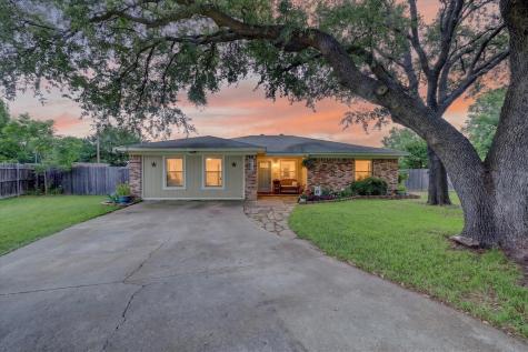 1145 S Timberline Drive Benbrook TX 76126