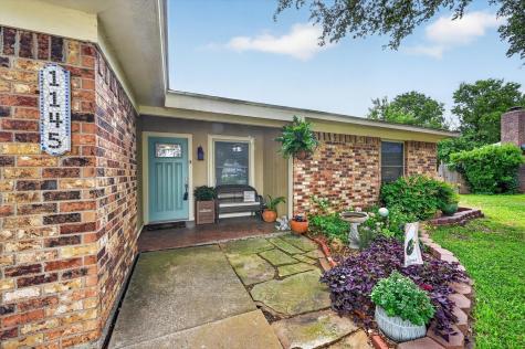 1145 S Timberline Drive Benbrook TX 76126