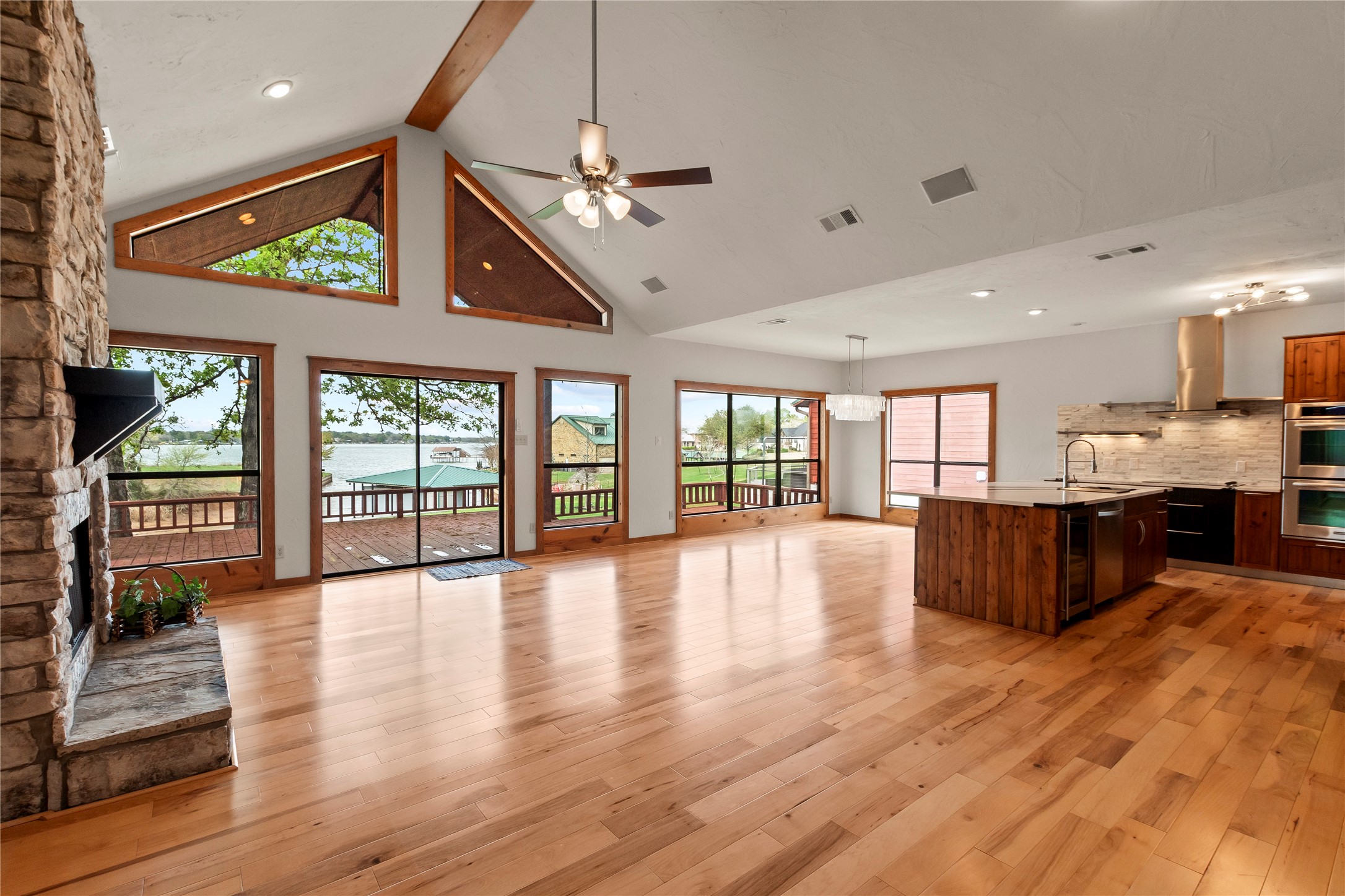5459 Woodland Shores Drive Log Cabin TX 75148