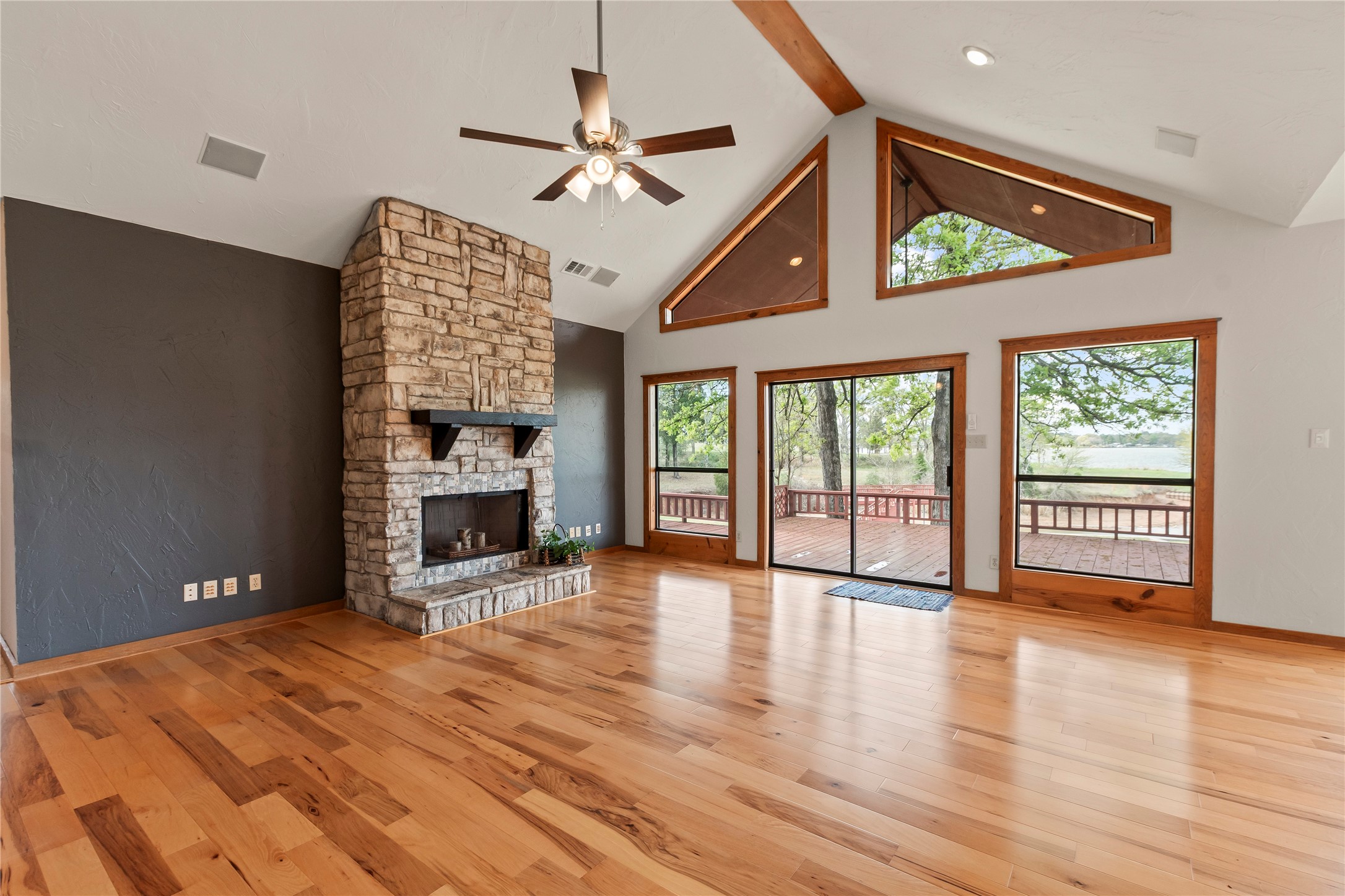5459 Woodland Shores Drive Log Cabin TX 75148
