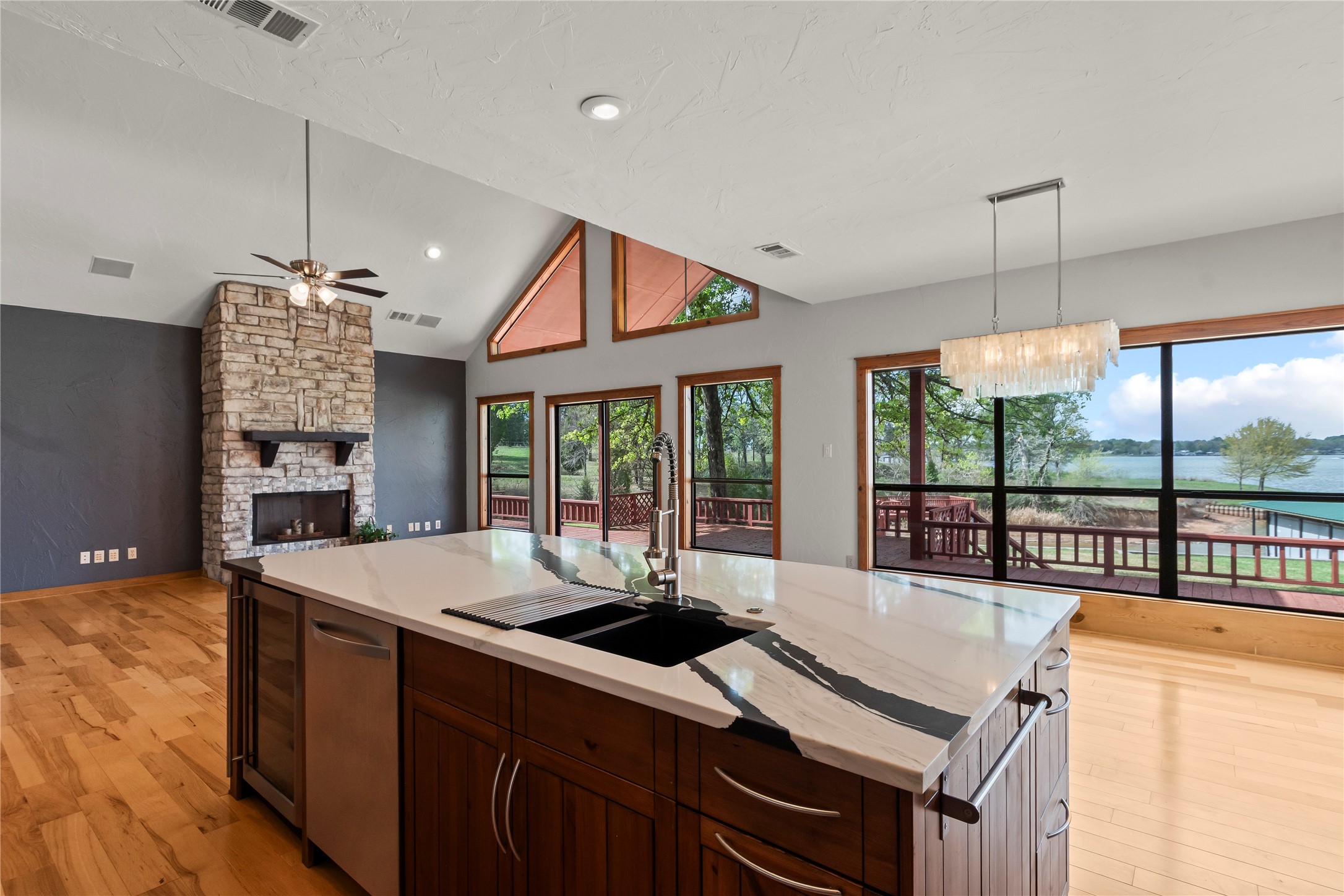 5459 Woodland Shores Drive Log Cabin TX 75148