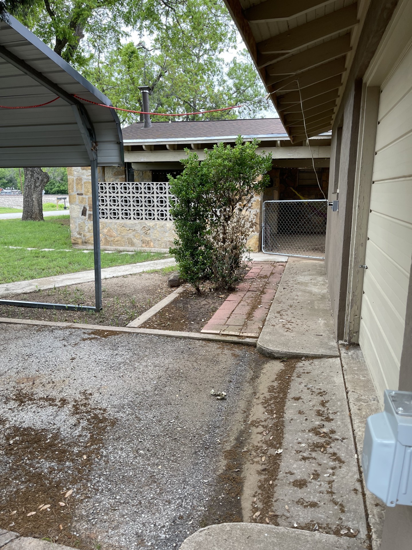 100 Snow Street Bangs TX 76823