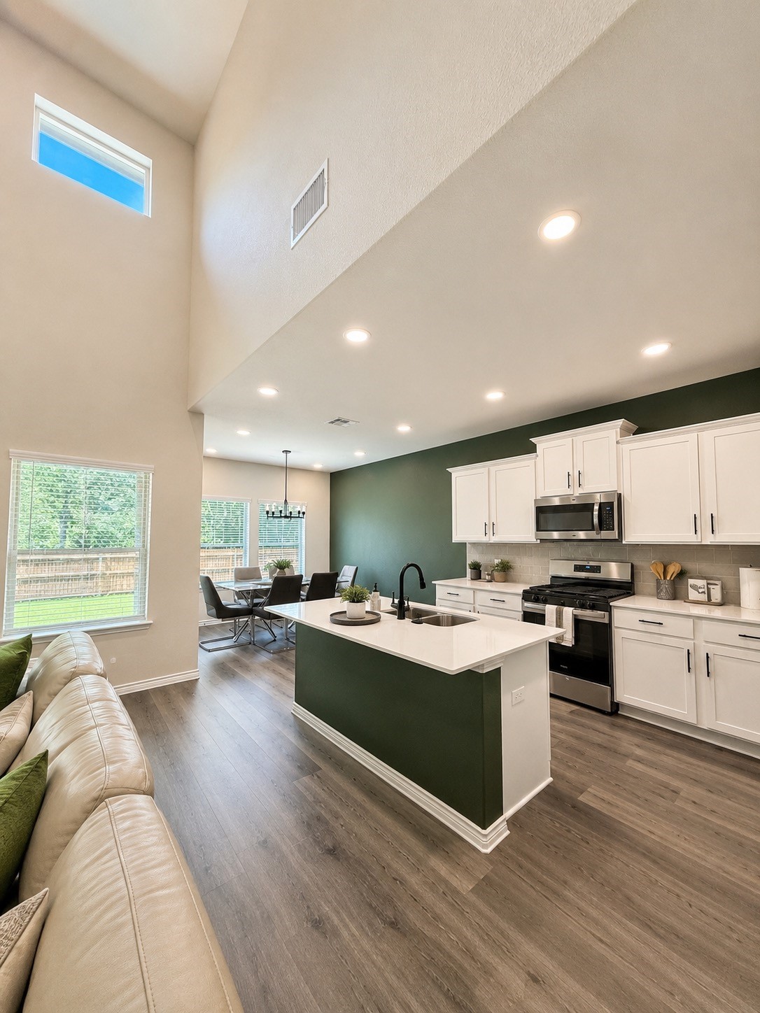 8381 Rockhopper Lane Garland TX 75043