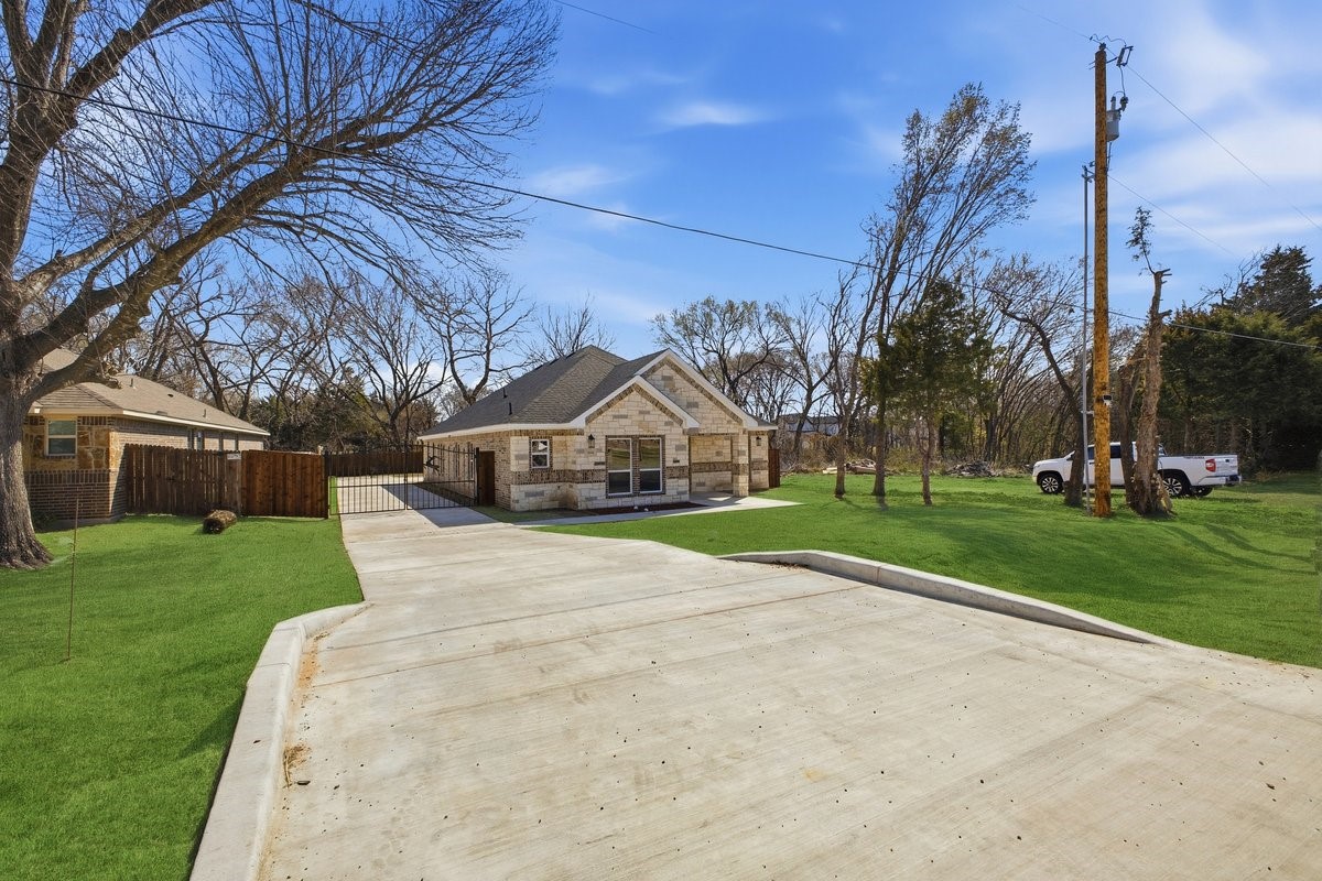 2222 Water Crest Lane Glenn Heights TX 75154