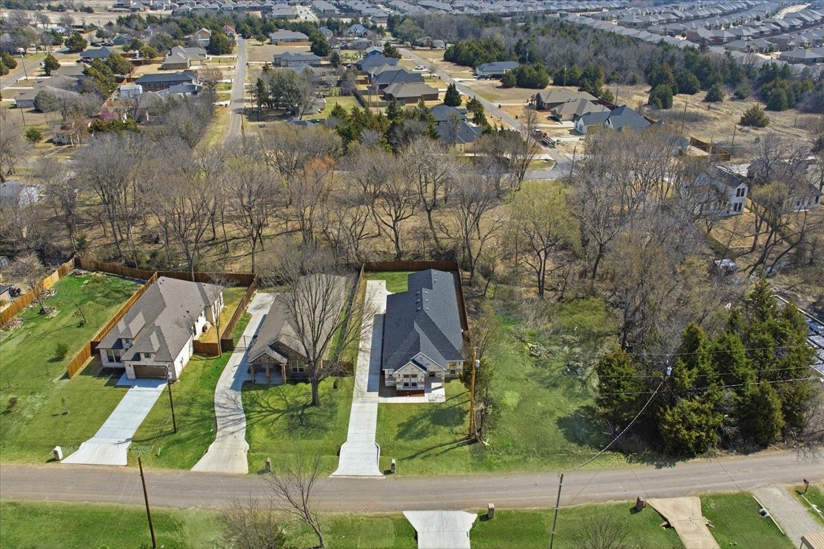 2222 Water Crest Lane Glenn Heights TX 75154