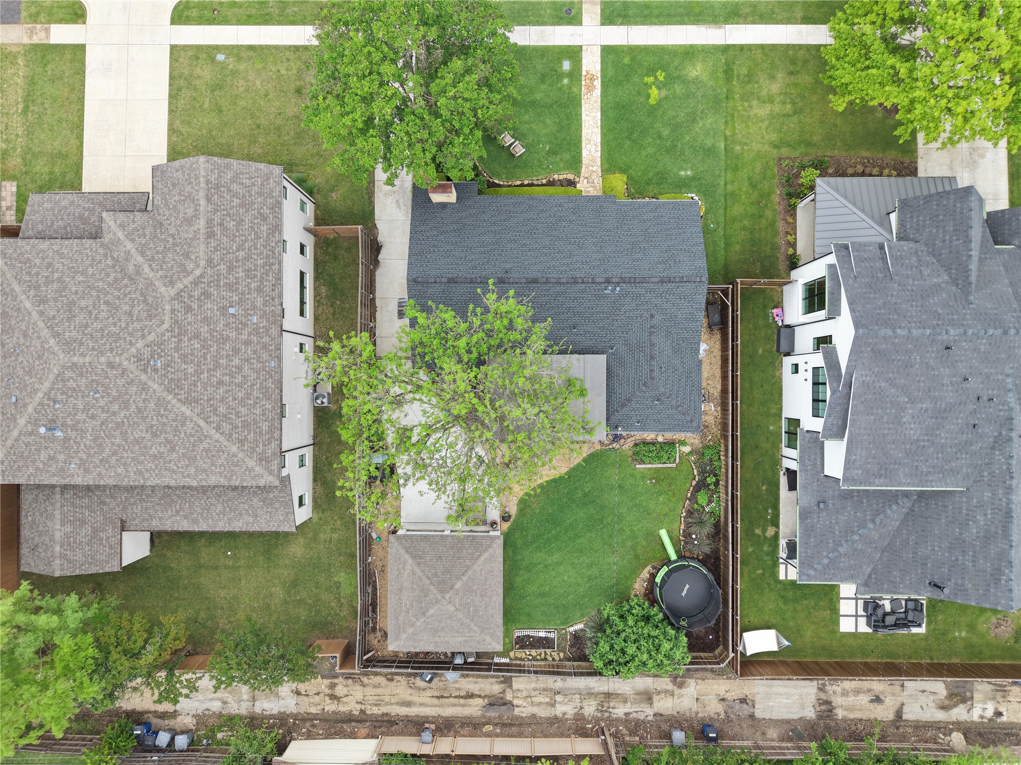 429 Parkhurst Drive Dallas TX 75218