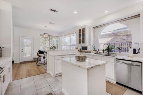 9709 Fairway Vista Drive Rowlett TX 75089