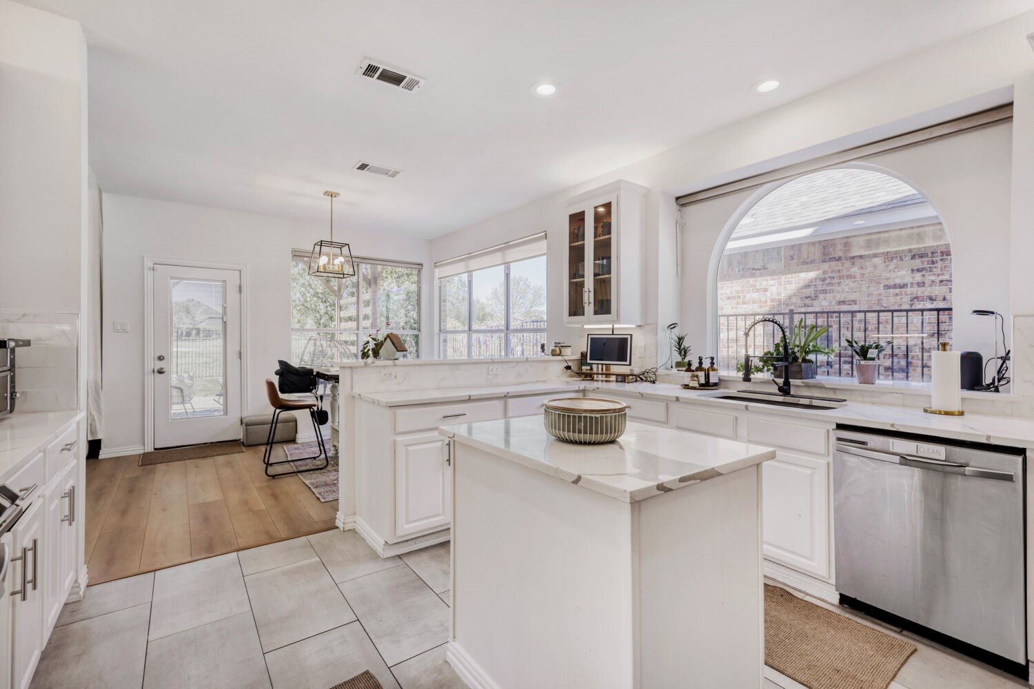 9709 Fairway Vista Drive Rowlett TX 75089