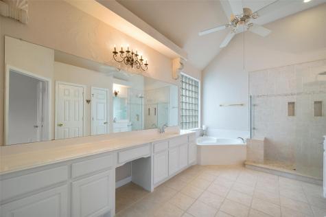 1660 Kimble Drive Carrollton TX 75010