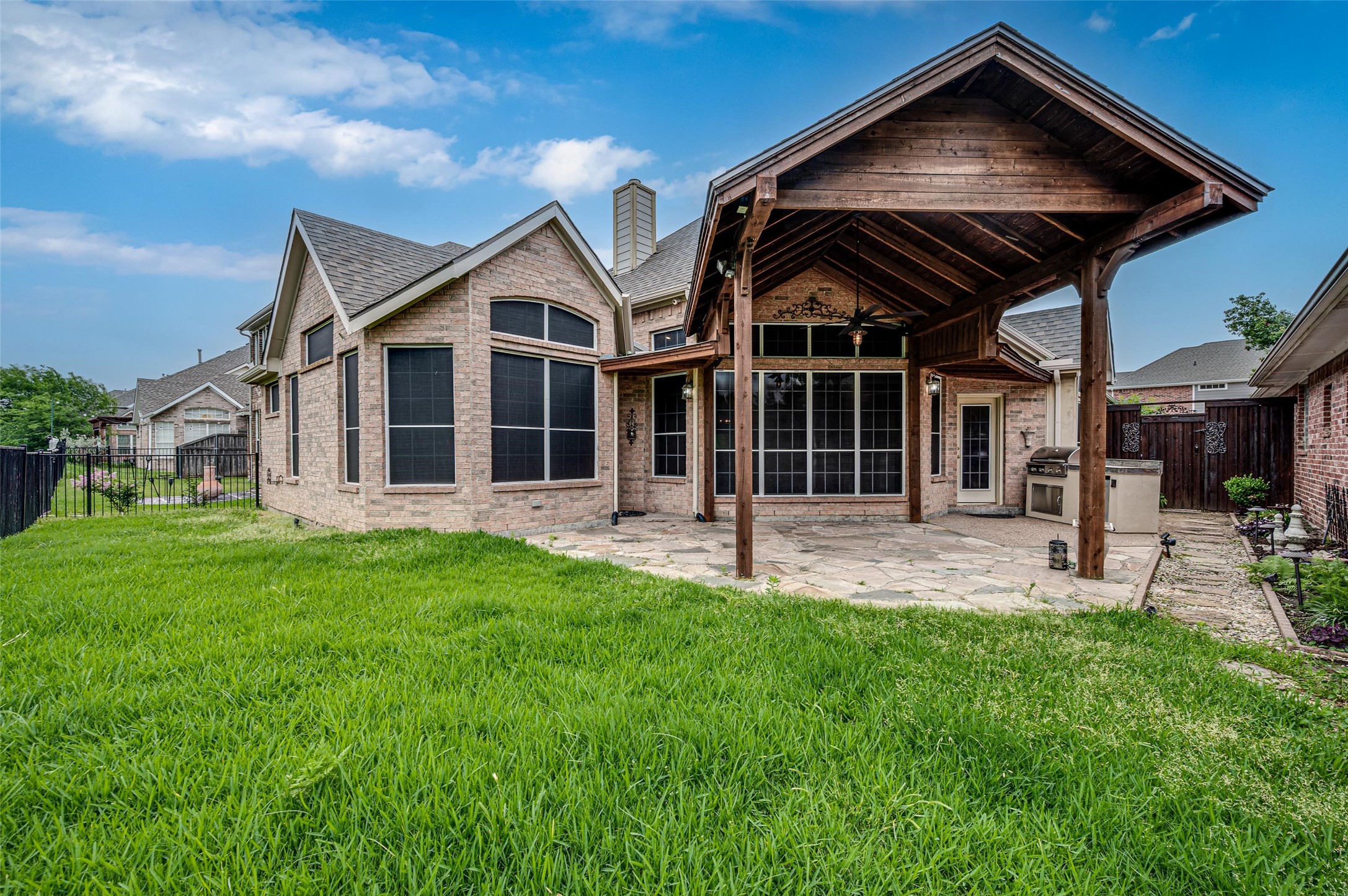 1660 Kimble Drive Carrollton TX 75010