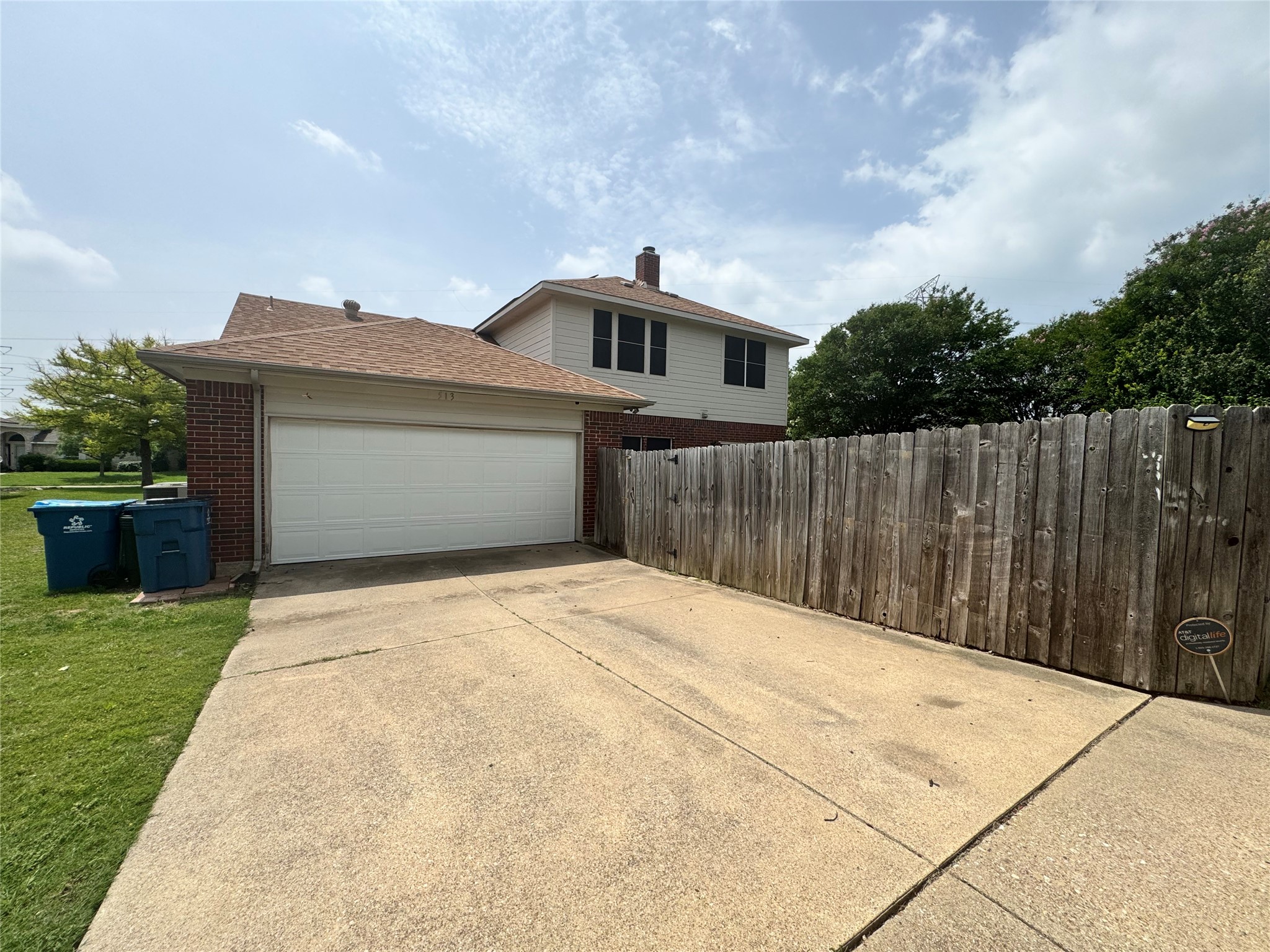 513 Shannon Circle Desoto TX 75115