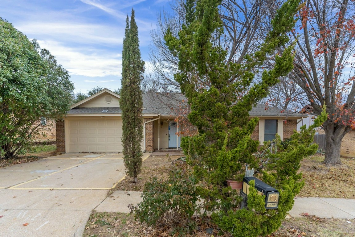 6537 Alta Vista Drive Watauga TX 76148