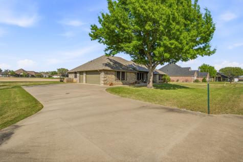 5910 Dog Leg Court Granbury TX 76049