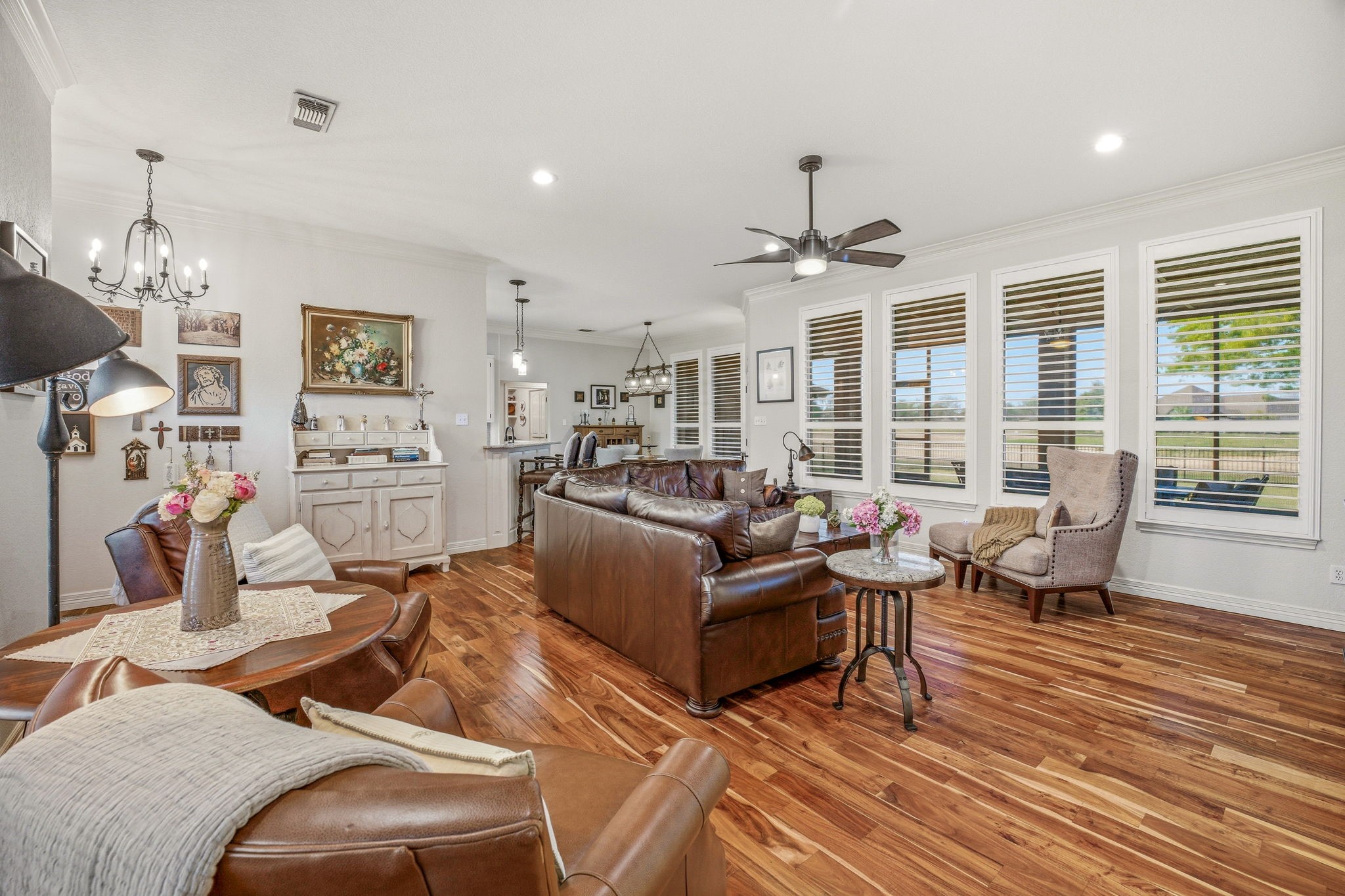 5910 Dog Leg Court Granbury TX 76049