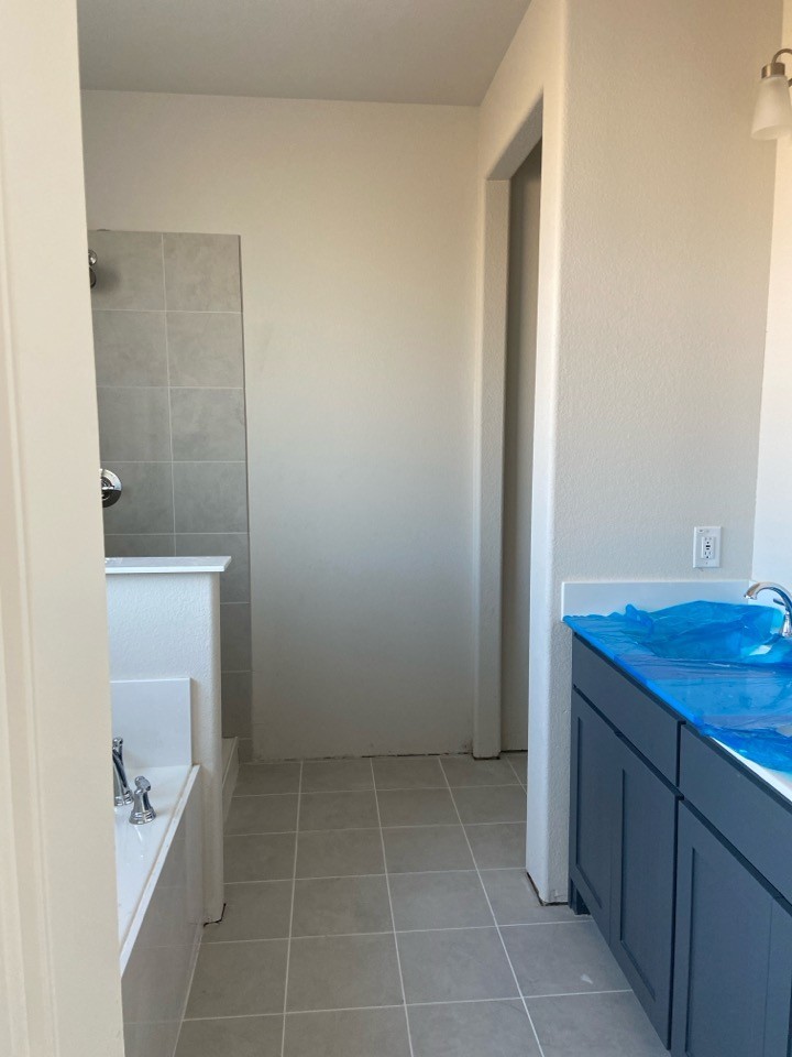 146 Aurora Avenue Valley View TX 76272