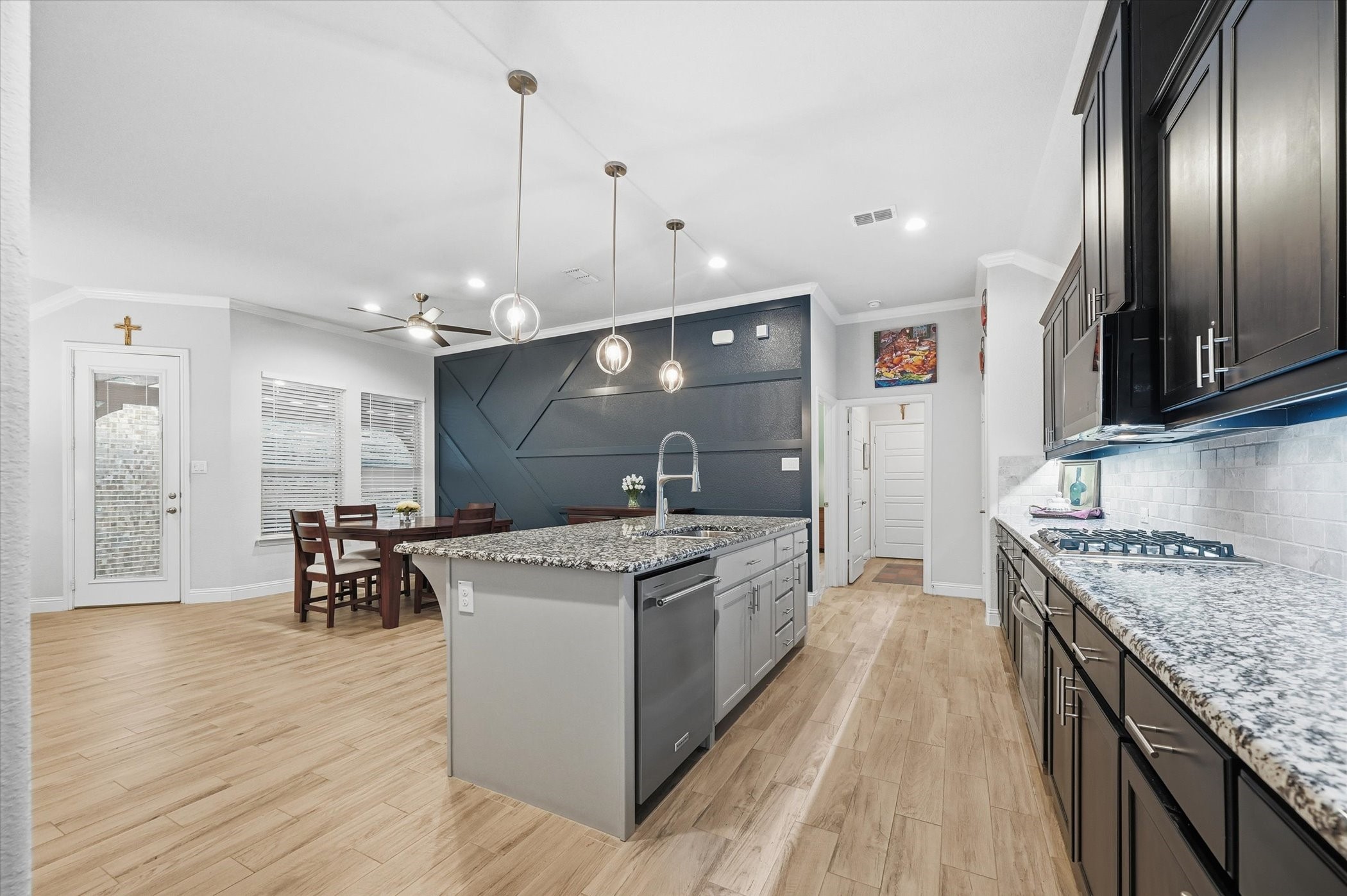 813 8th Street Argyle TX 76226