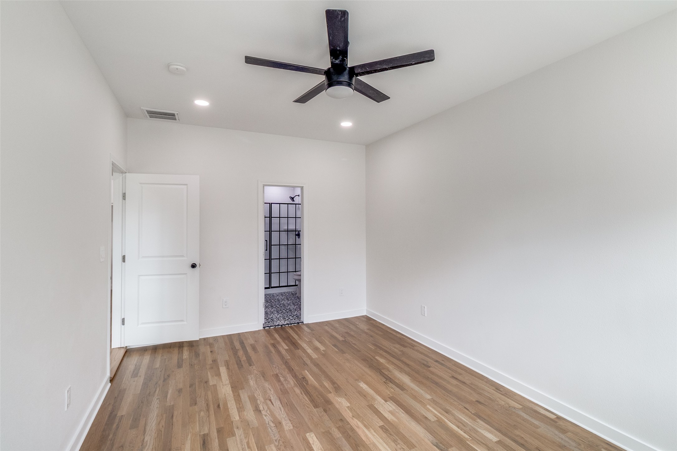2145 Major Drive Dallas TX 75227