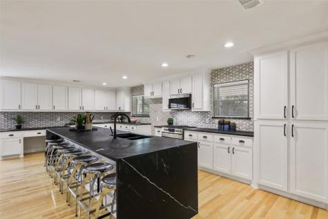 1422 Chippewa Drive Richardson TX 75080