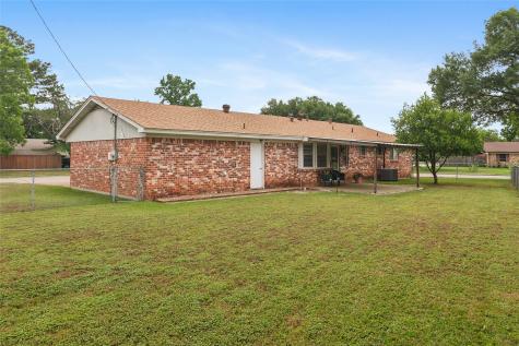 937 Patricia Street Irving TX 75060