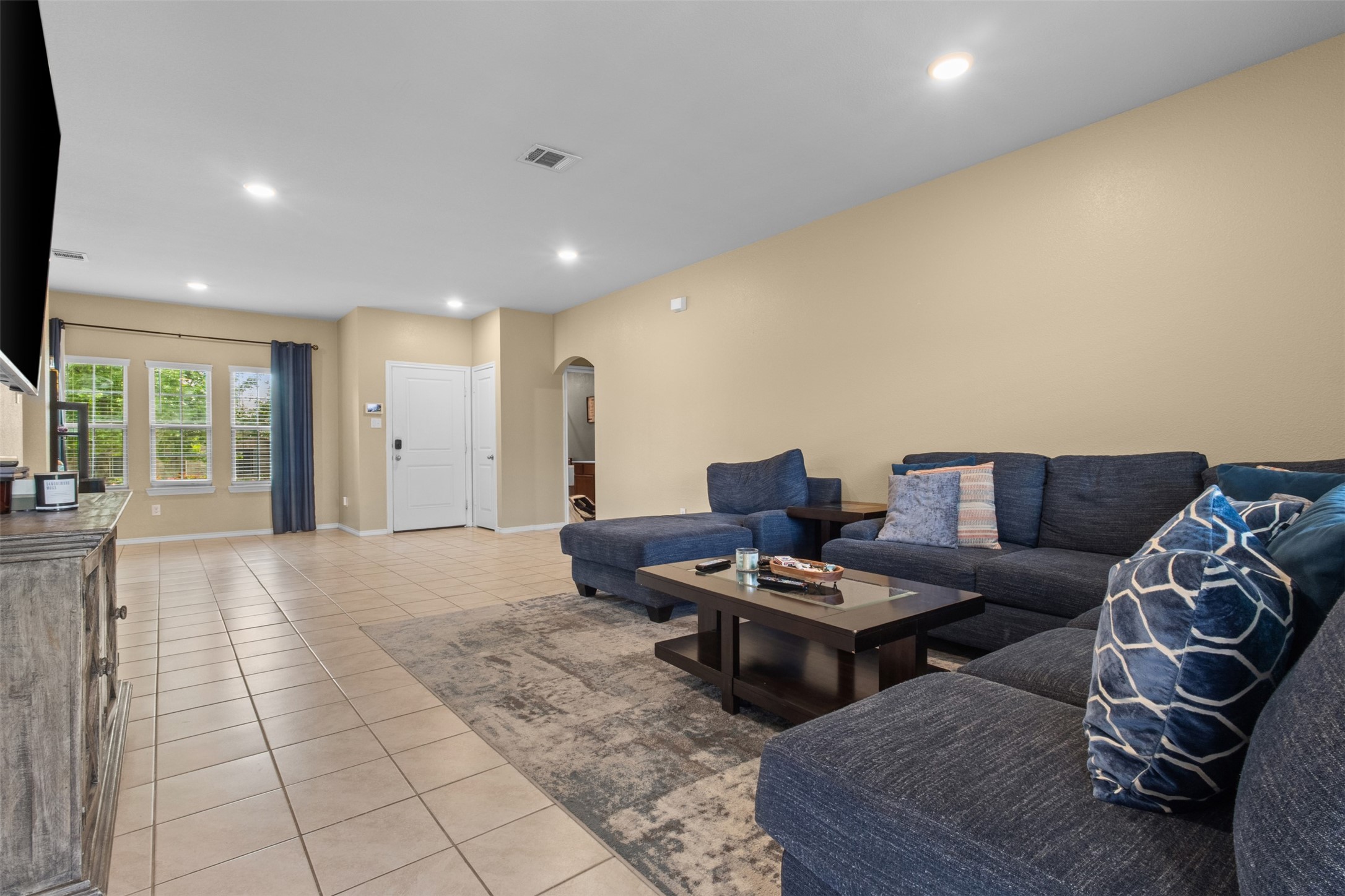 1517 Kentucky Avenue Lancaster TX 75134