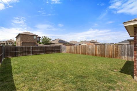 1517 Kentucky Avenue Lancaster TX 75134