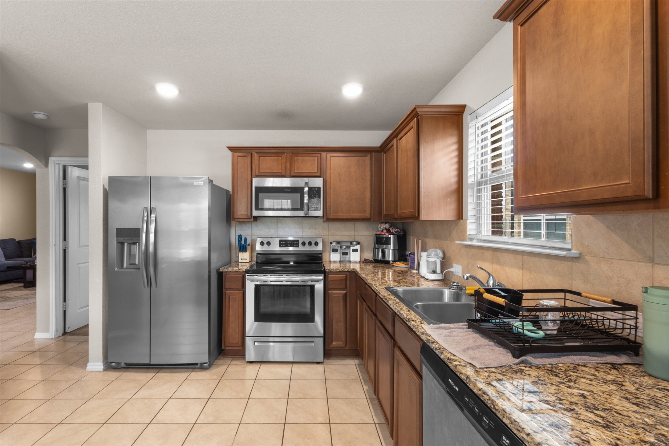 1517 Kentucky Avenue Lancaster TX 75134