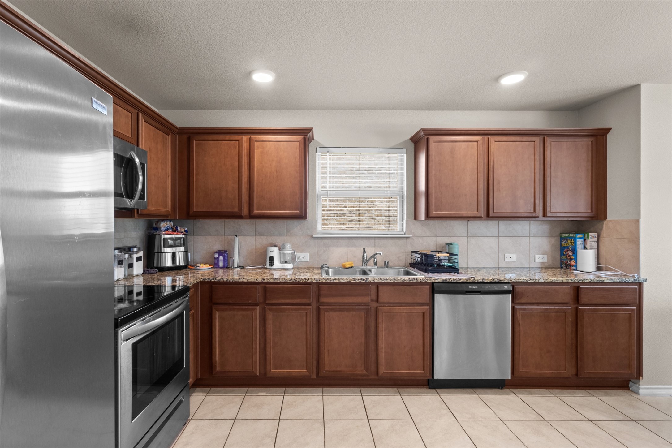1517 Kentucky Avenue Lancaster TX 75134