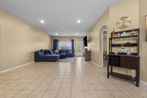 1517 Kentucky Avenue Lancaster TX 75134