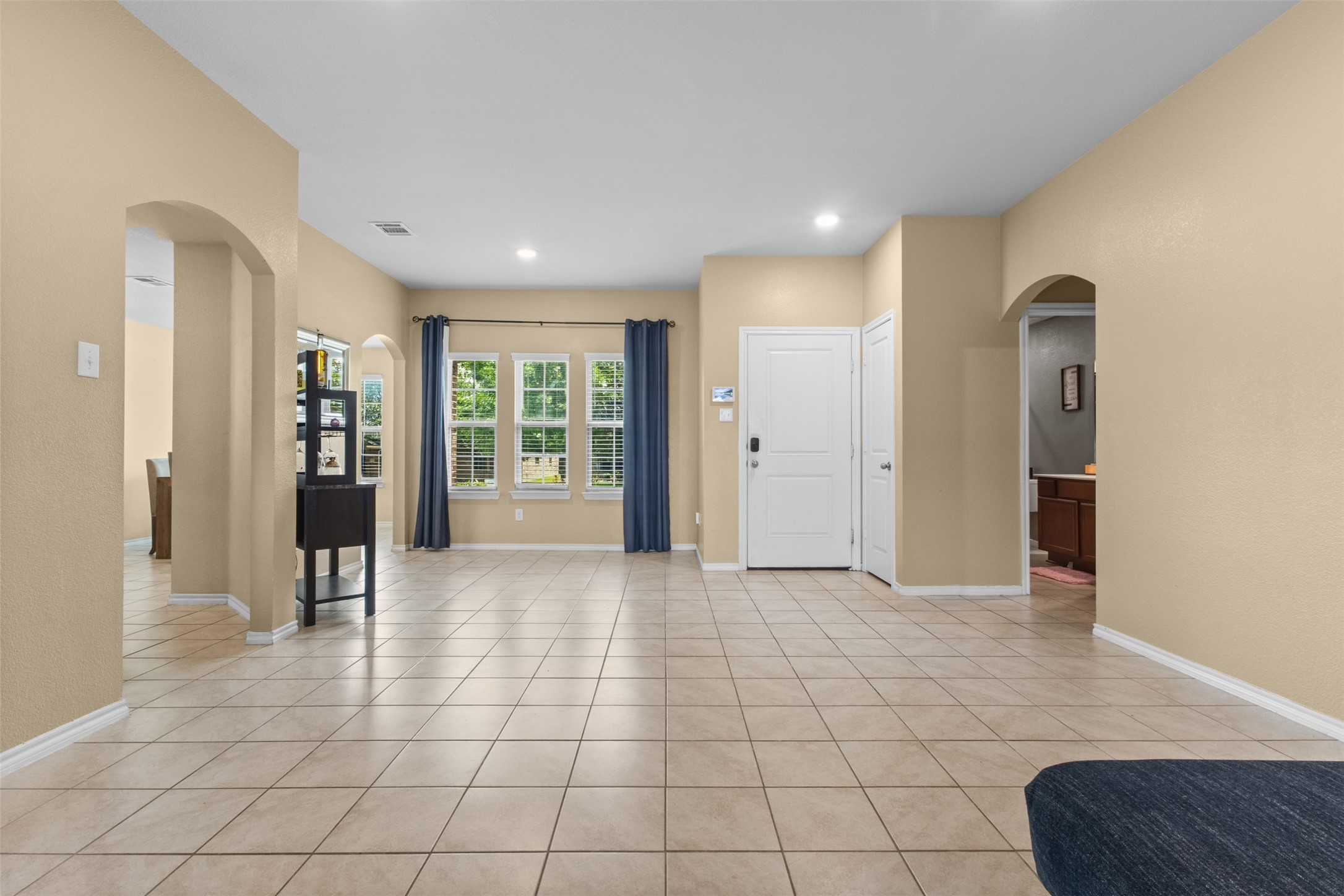 1517 Kentucky Avenue Lancaster TX 75134