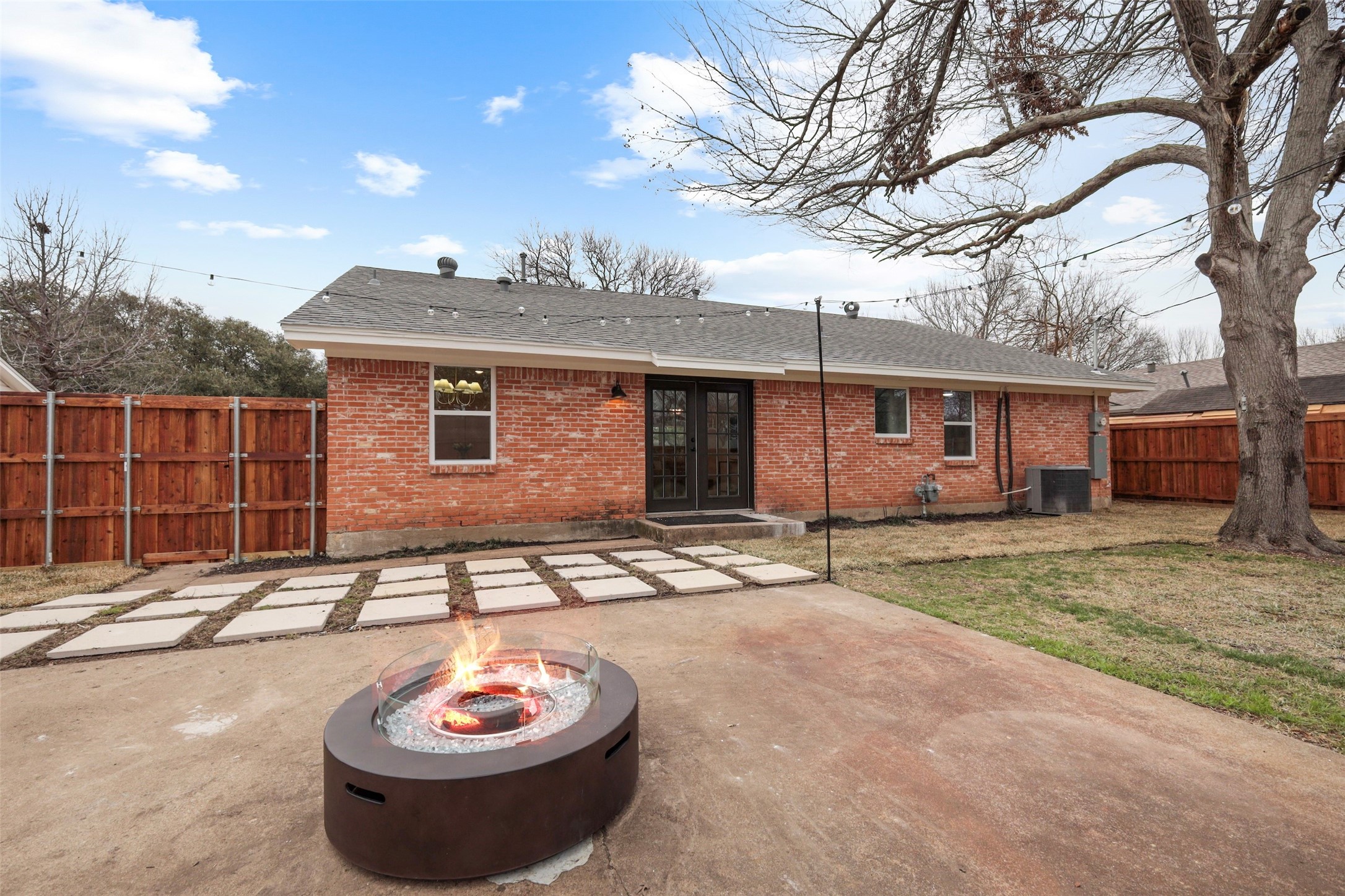 8617 Shagrock Lane Dallas TX 75238