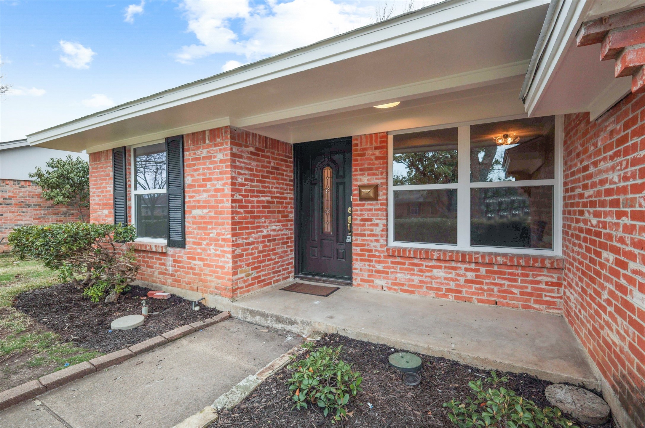 8617 Shagrock Lane Dallas TX 75238
