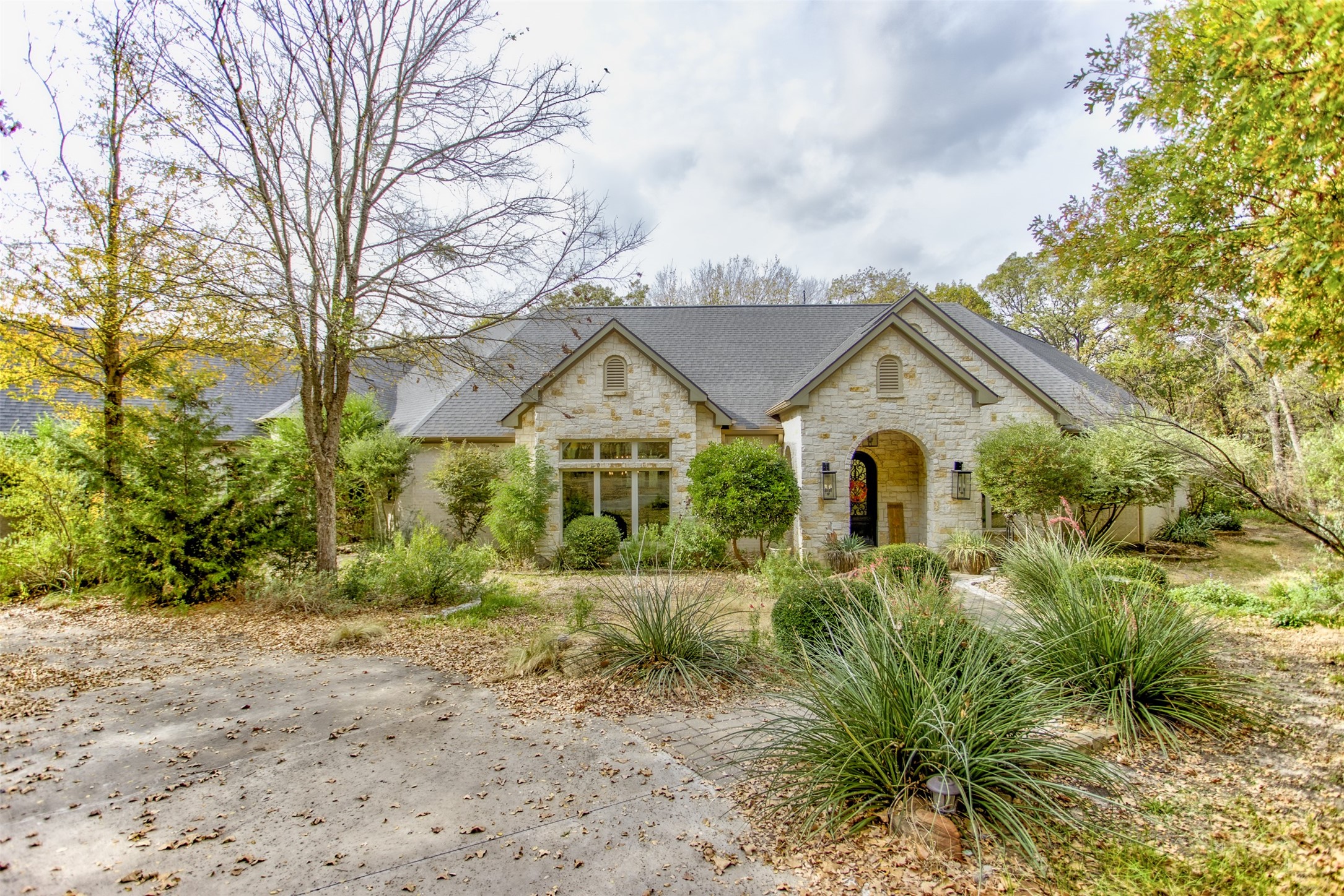 122 Forest Creek Circle Weatherford TX 76088