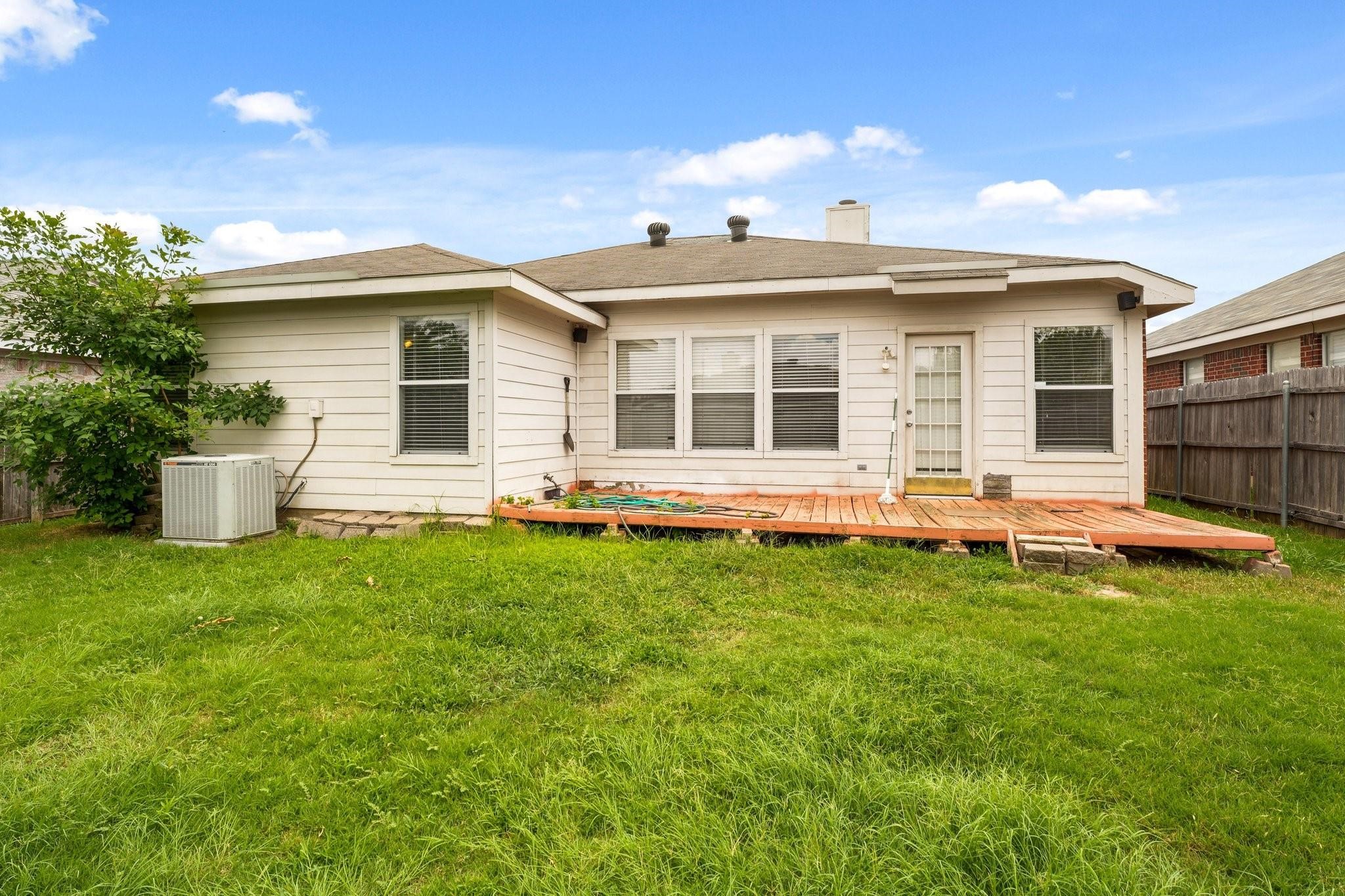 2312 Corral Drive Fort Worth TX 76133