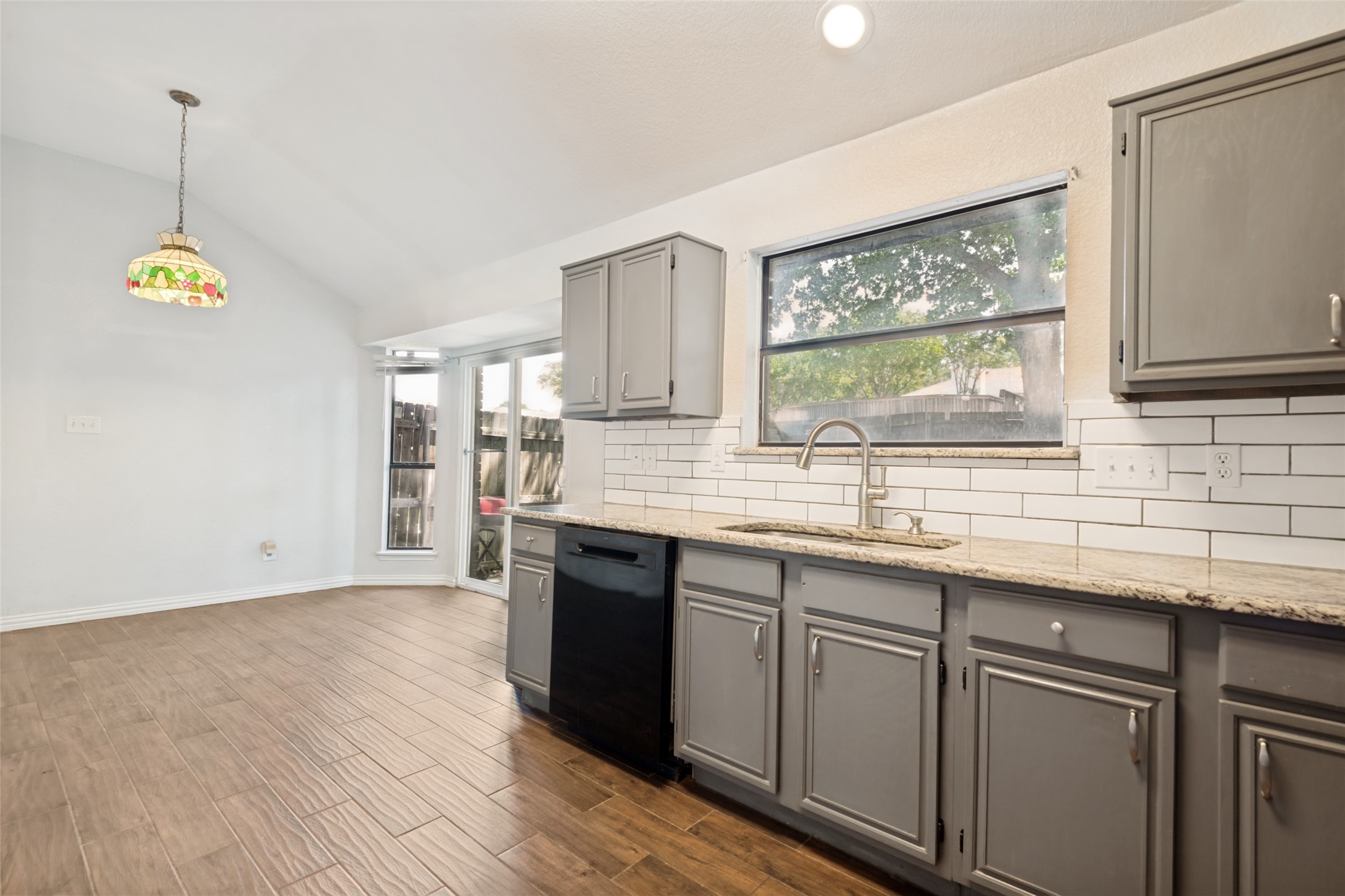 6122 Sasaki Way Garland TX 75043